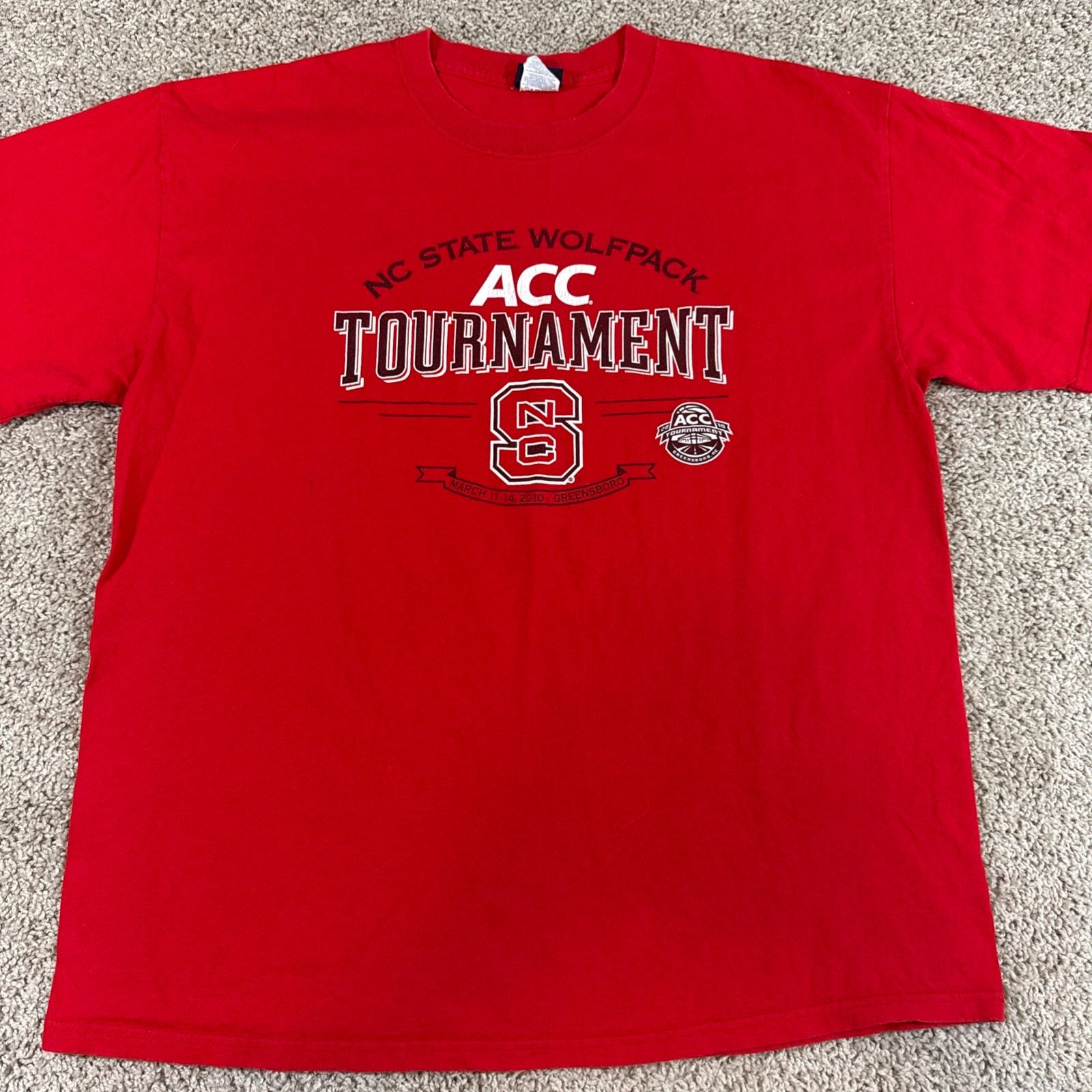 Nc State Wolfpack Acc Tournament 2010 Greensboro Shirt Mens Xl Red Ncaa Euc